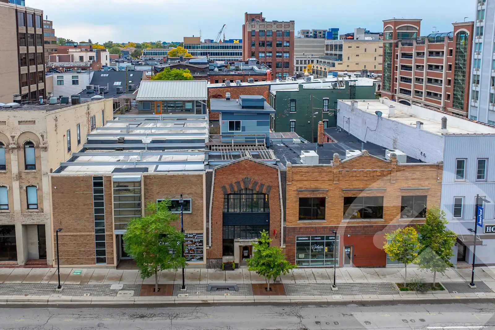 206 E. Huron St