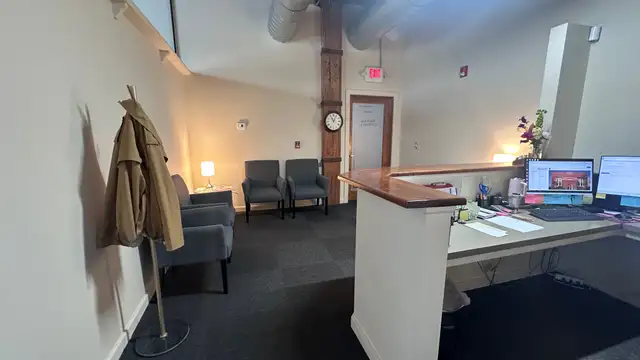 Downtown Office Suite thumbnail 2