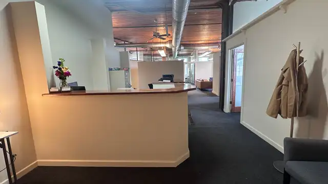 Downtown Office Suite thumbnail 3