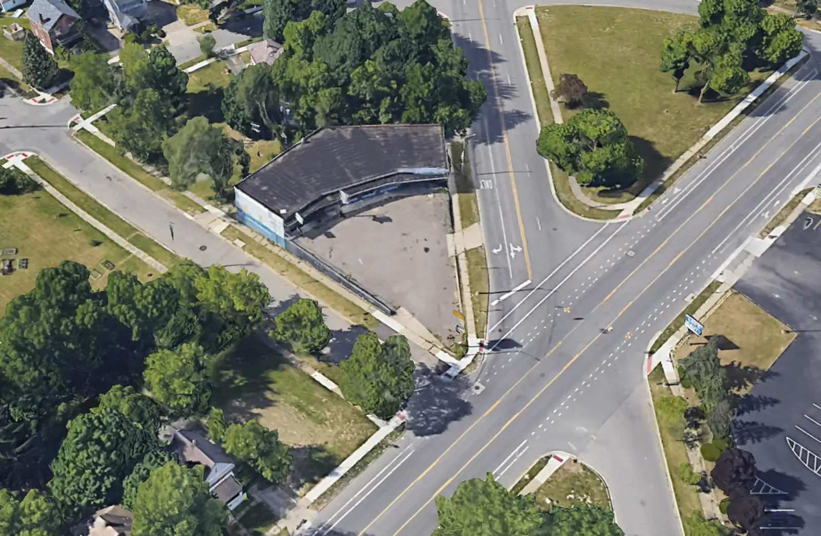 731 Perry St, Pontiac, MI 48342