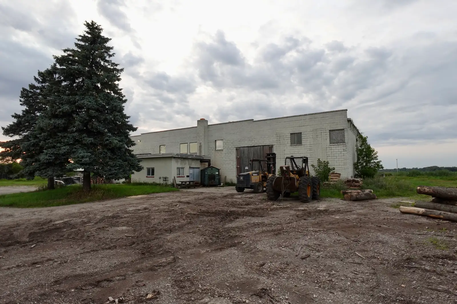 REDUCED!  Former Luberda Wood Products Facility image 4