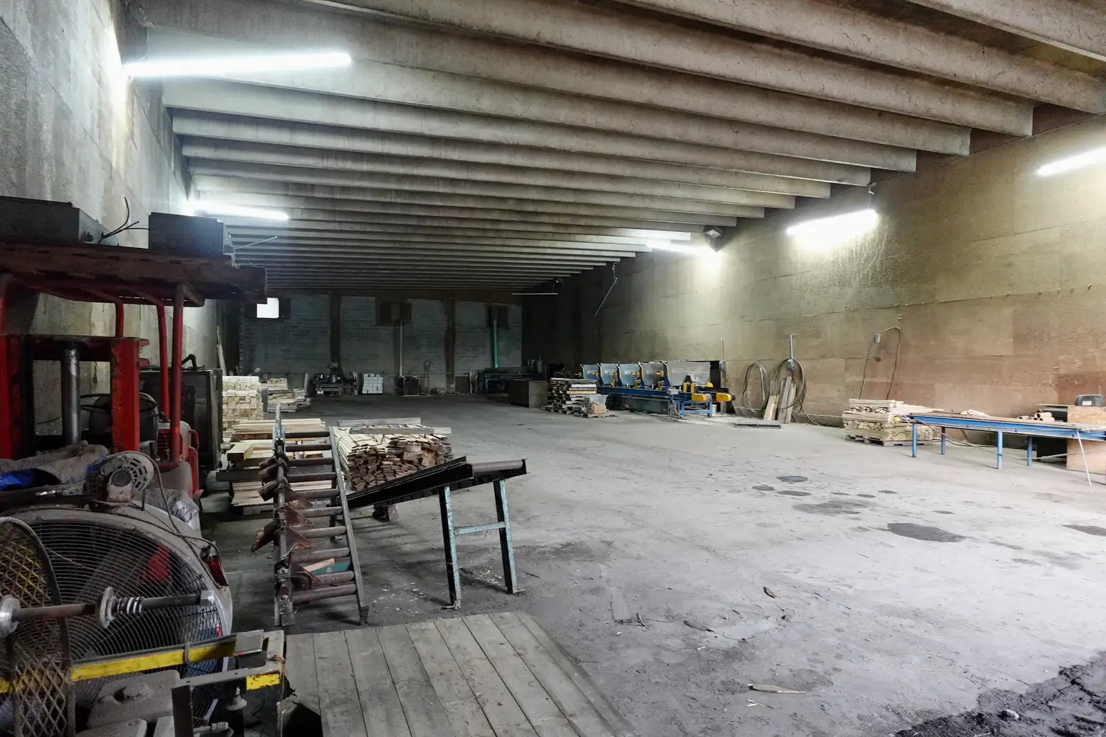 REDUCED!  Former Luberda Wood Products Facility image 15