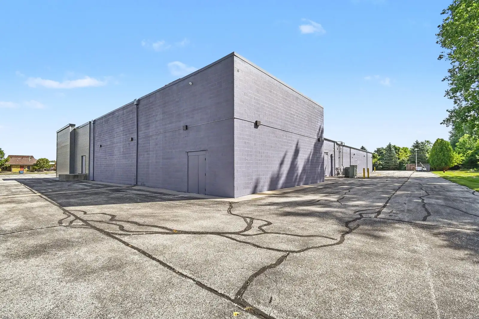 8845 Gratiot Rd image 22