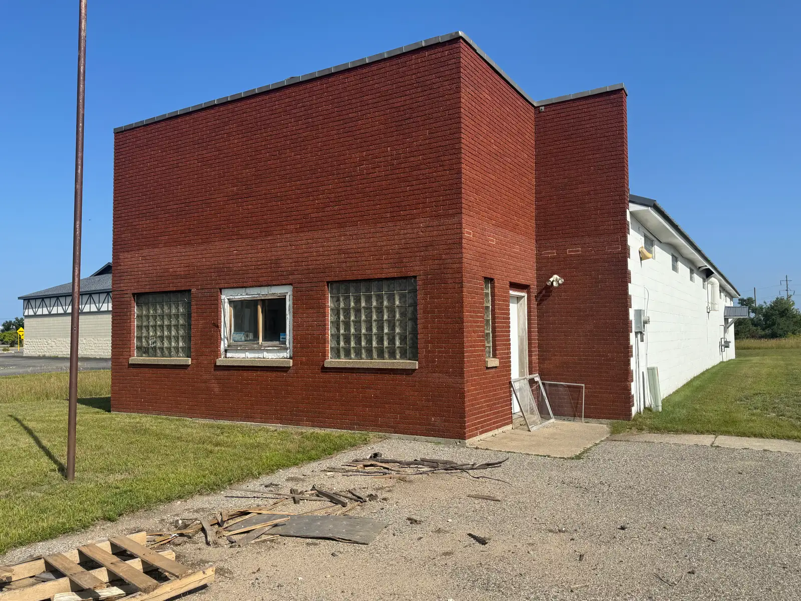 1075 S Wisconsin Ave image 7