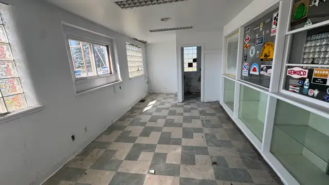 View image 39