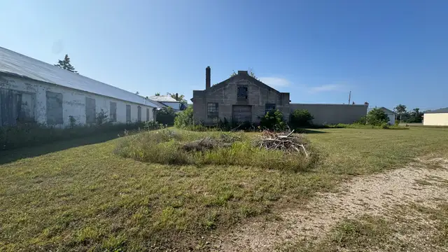 View image 11