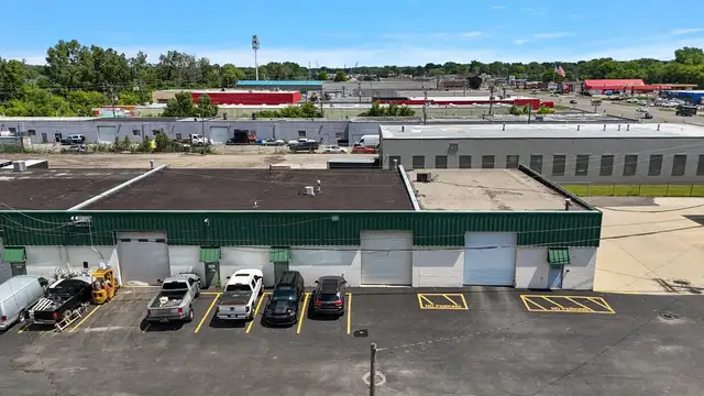 Flex Space on Groesbeck Highway with Fast Corridor Access listing image
