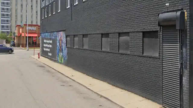 14000 Woodward Ave thumbnail 3