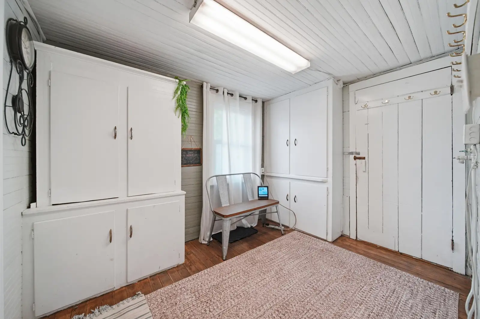 11242 Devereaux Rd image 30