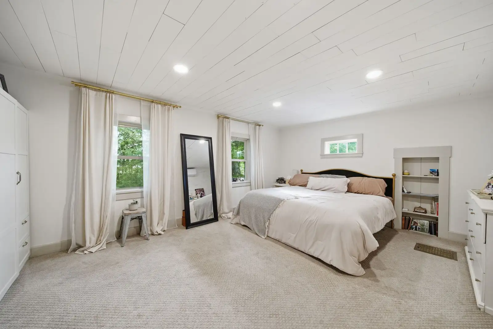 11242 Devereaux Rd image 27