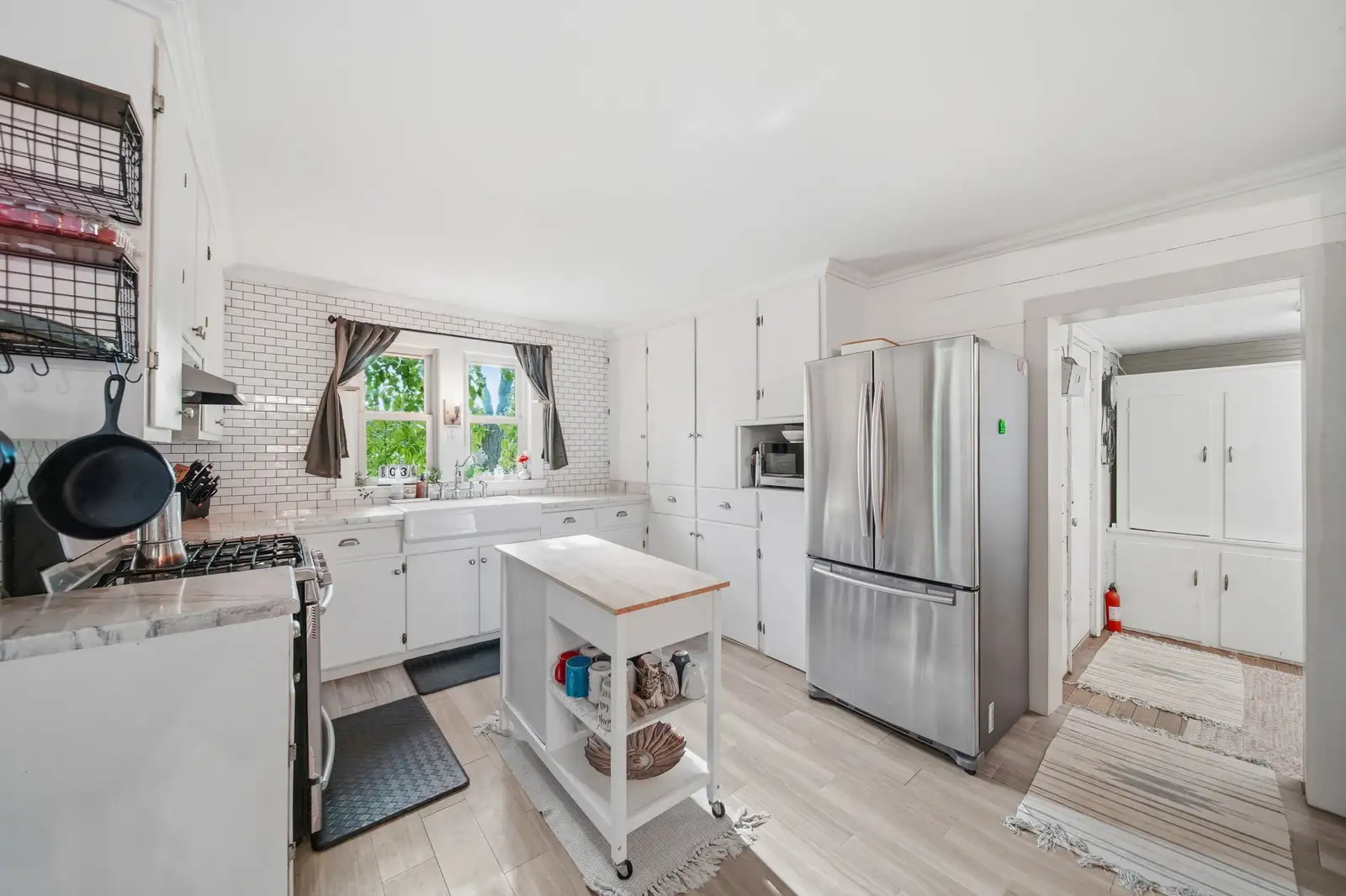 11242 Devereaux Rd image 18