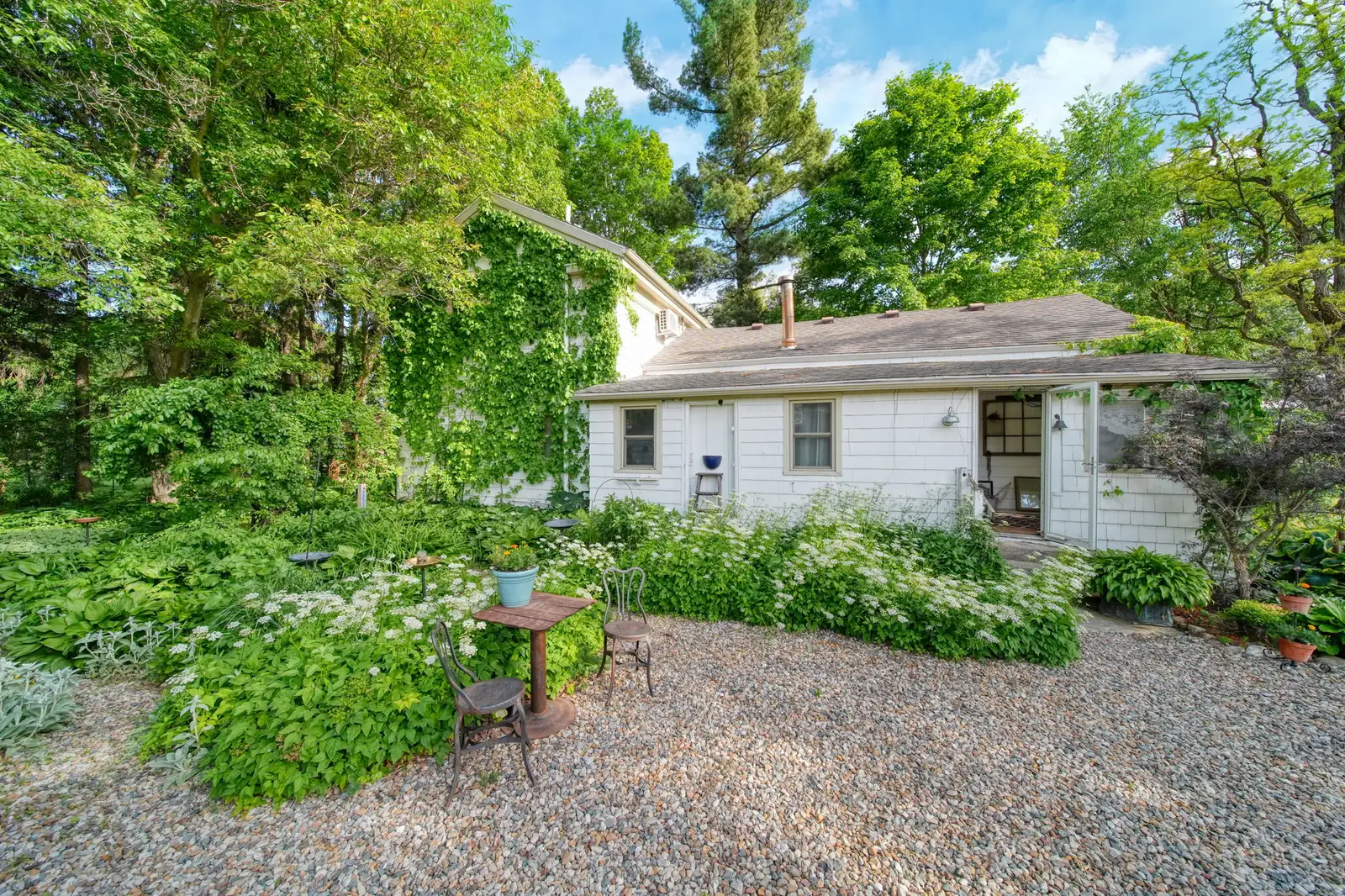 11242 Devereaux Rd image 36