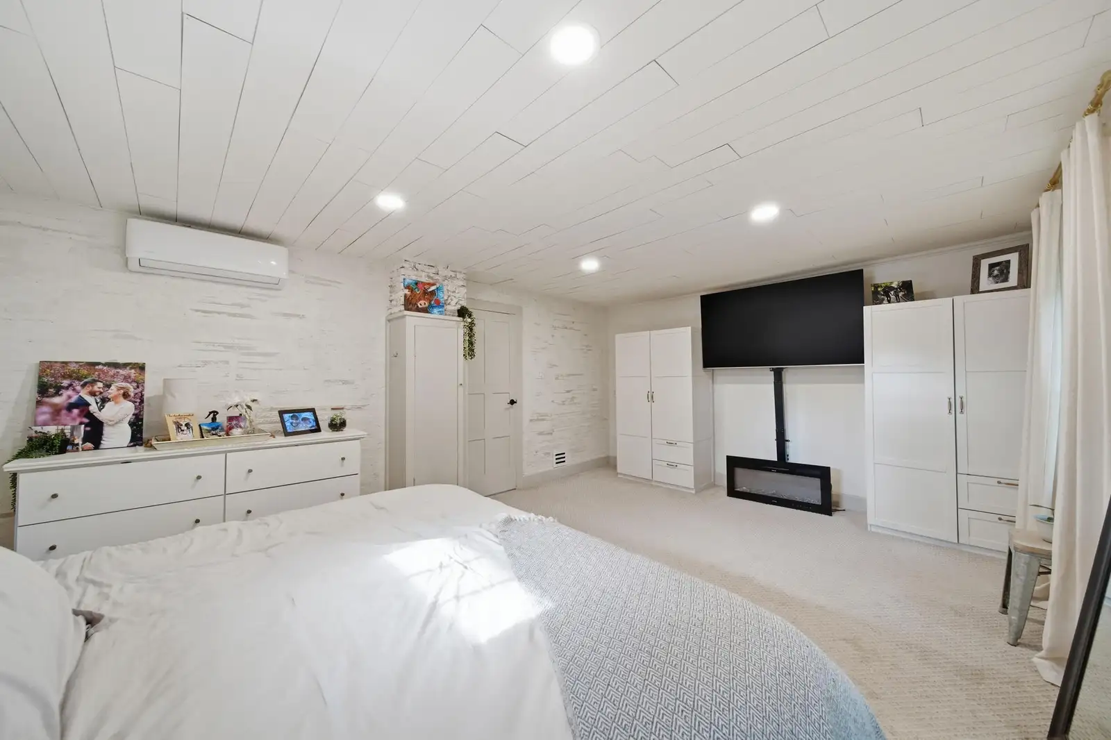 11242 Devereaux Rd image 26
