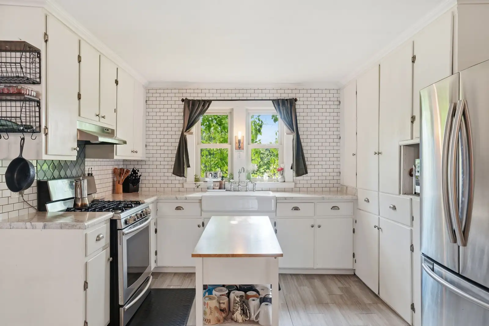 11242 Devereaux Rd image 28