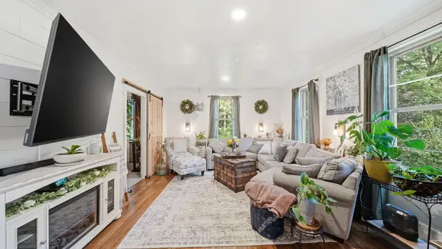 View image 10