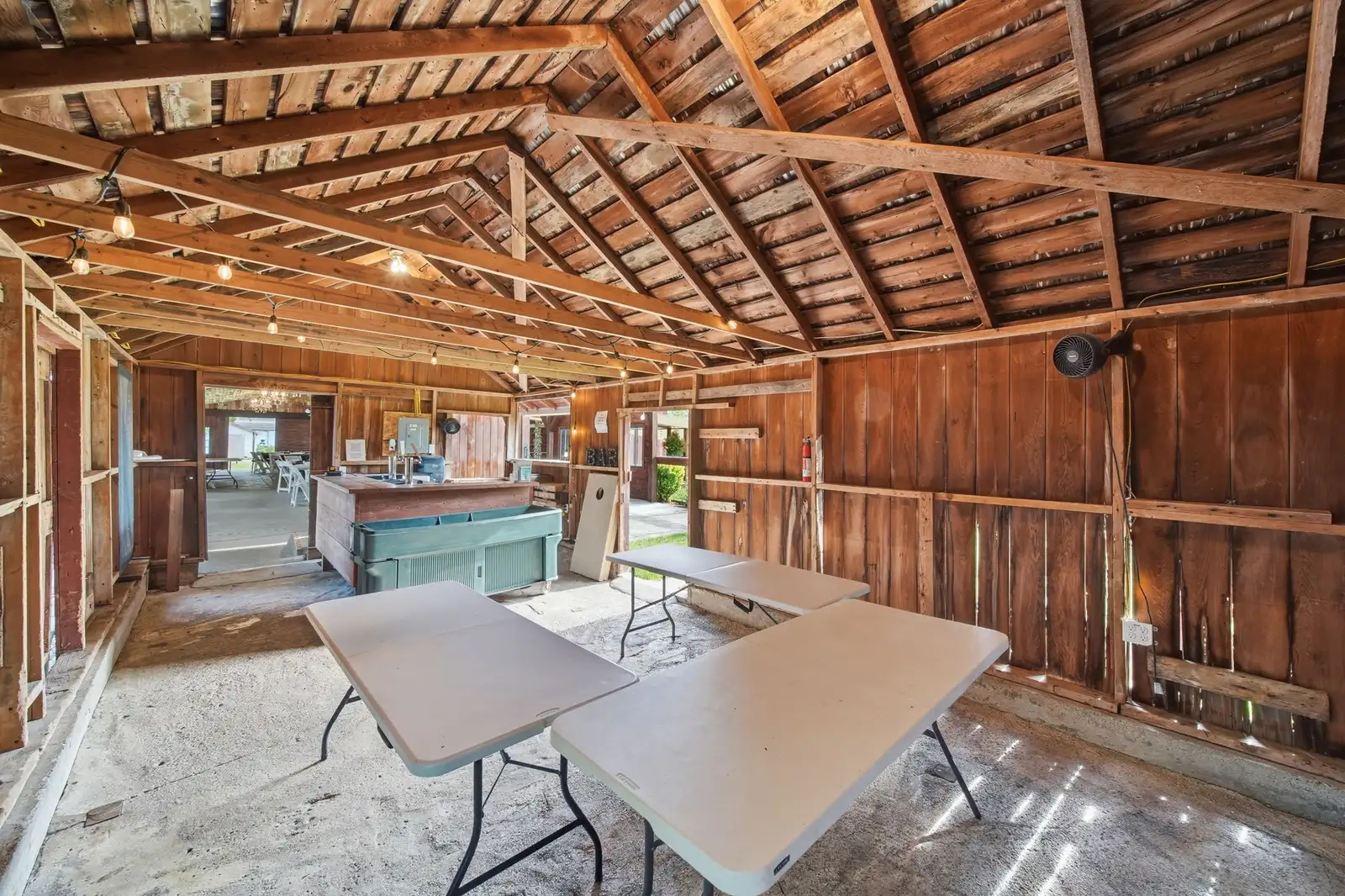 11242 Devereaux Rd image 85