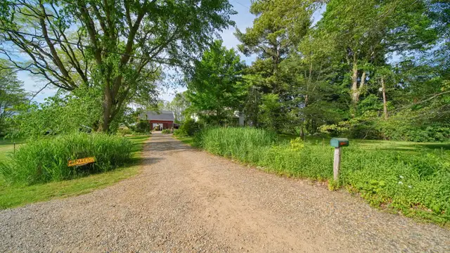 11242 Devereaux Rd thumbnail 3