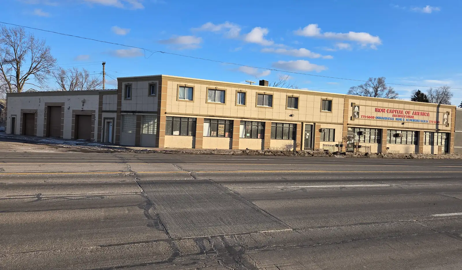 21550 - 21564 Groesbeck Hwy