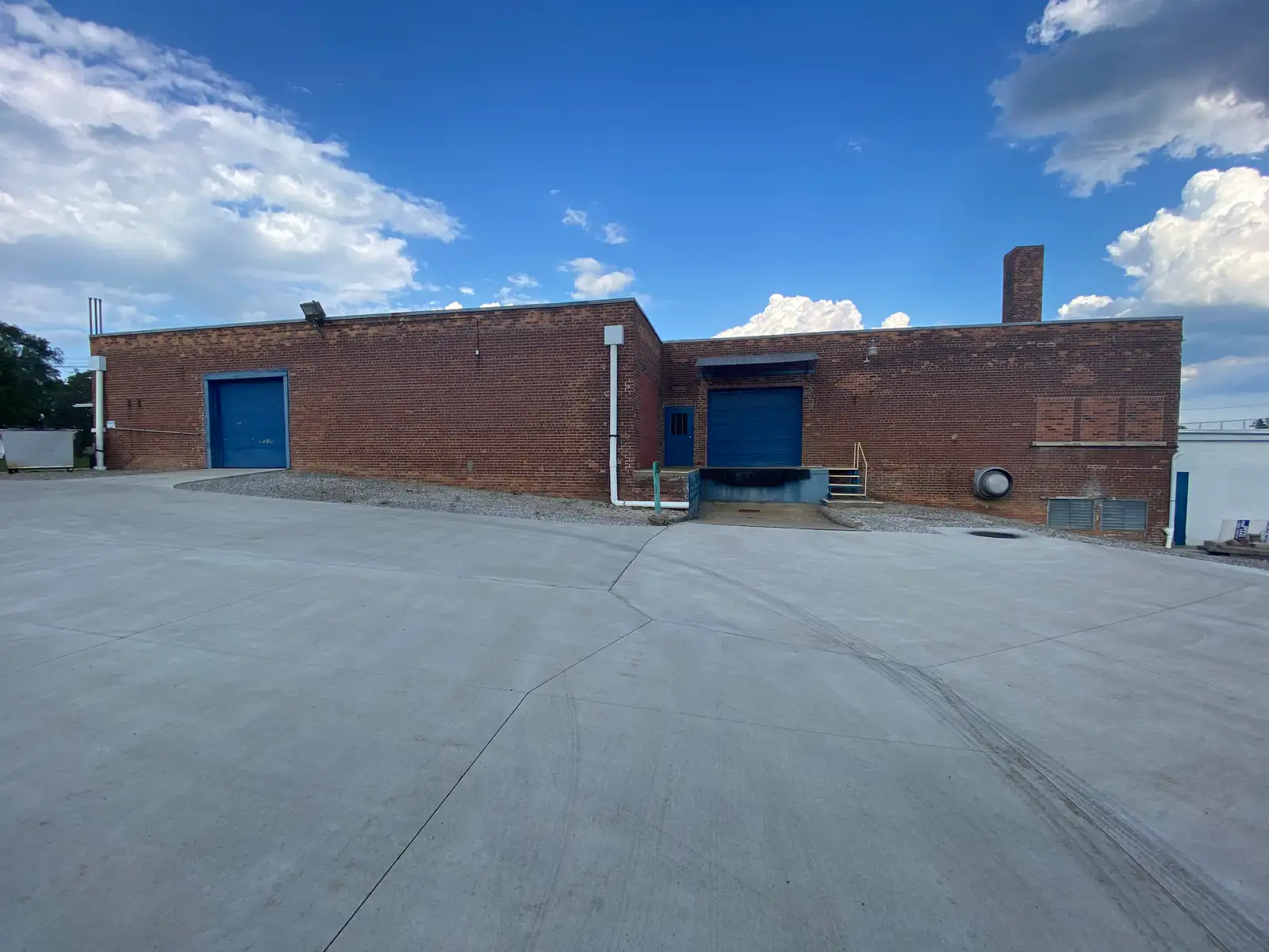 Warehouse for Lease in Chelsea image 2