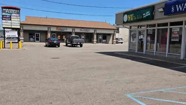 643 S Waverly Rd thumbnail 4