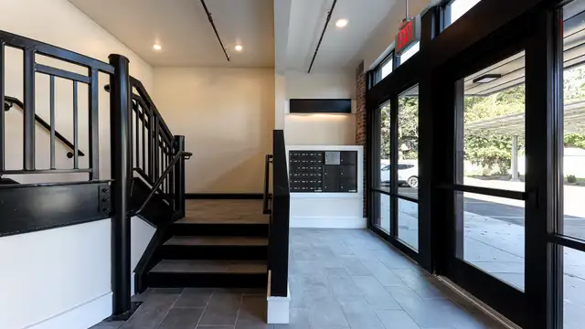 View image 18