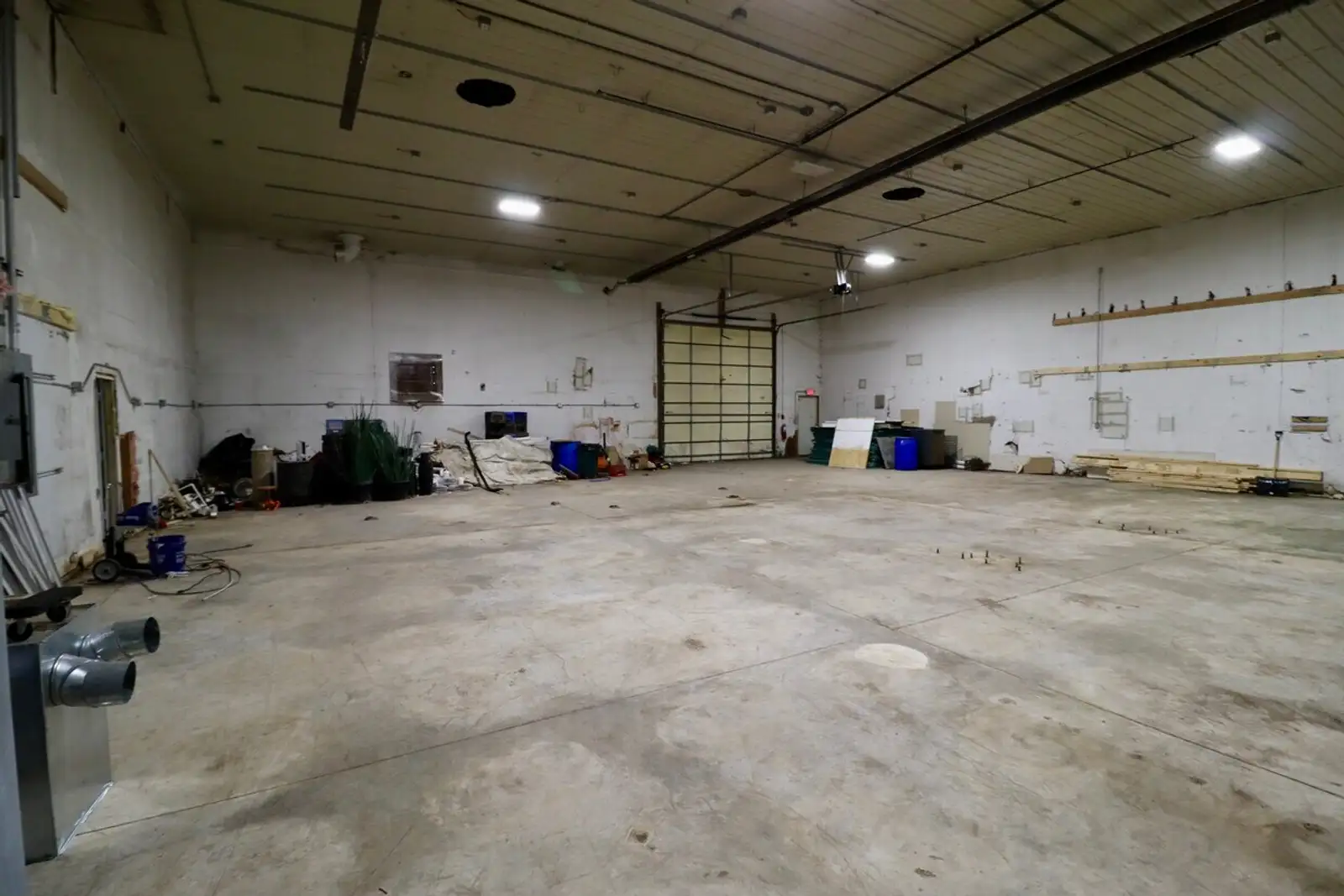 66375 S Forest Ave – Buildings A & B image 5