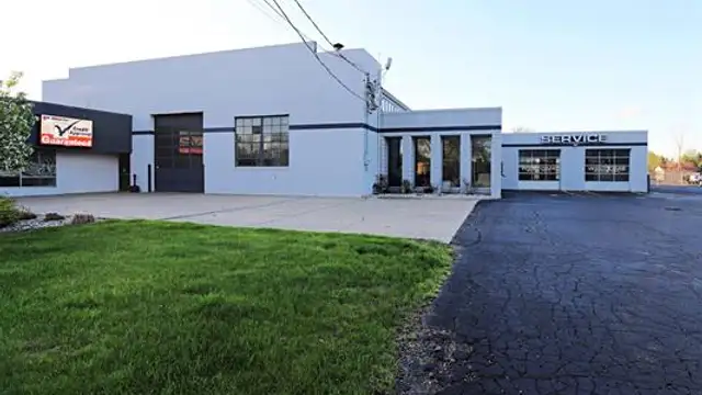 1415 E Pierson Rd thumbnail 2