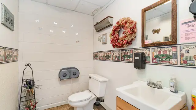 View image 18