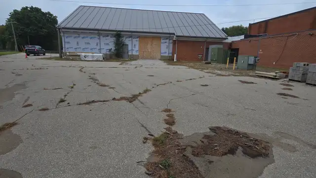 Pinckney - Retail/Office/Industrial/Development Site thumbnail 3