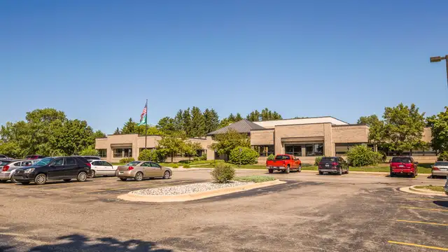 4440 S. Hagadorn Road thumbnail 3