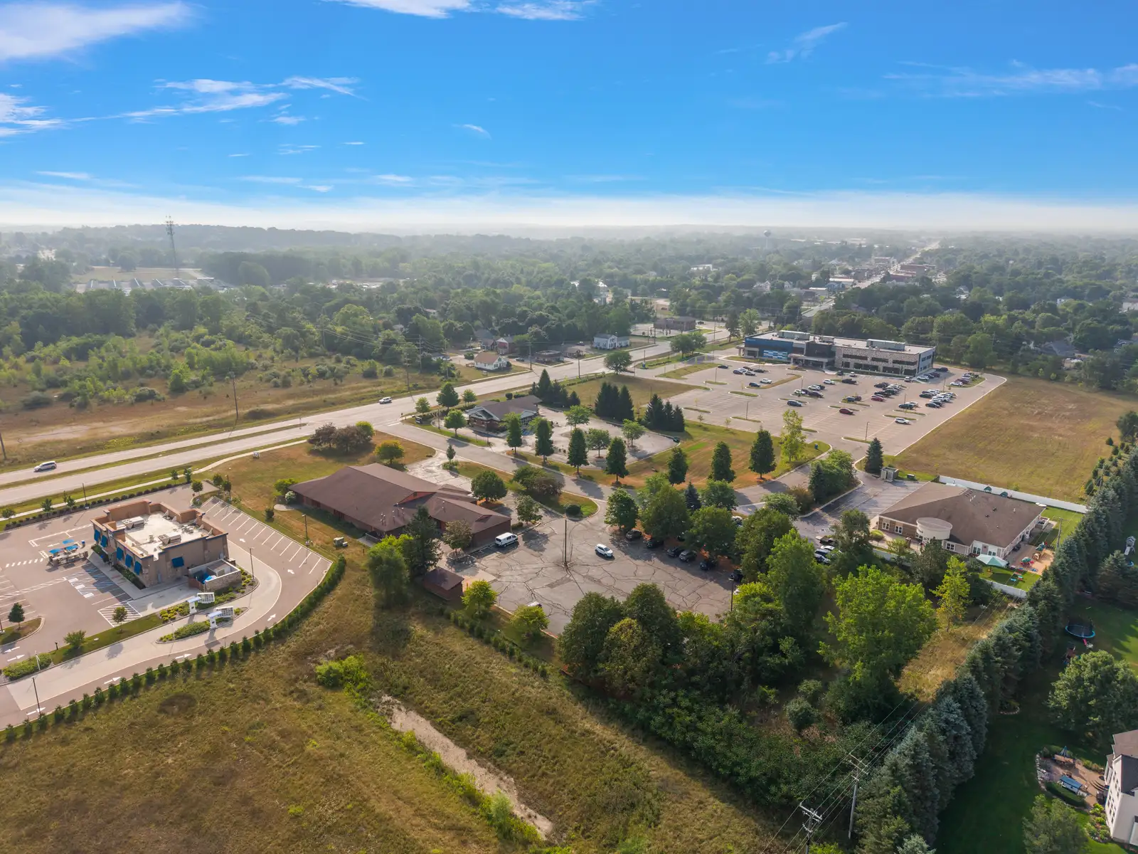 485 N Lapeer Rd image 4