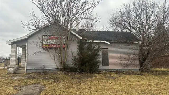 1102 Pasadena Ave thumbnail 2
