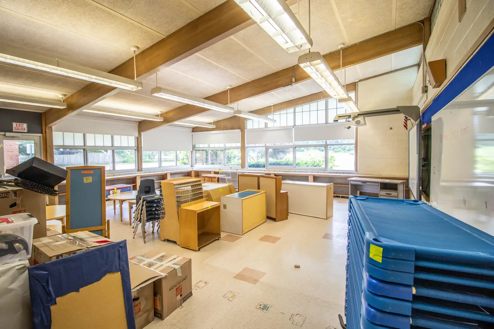 11218 N Linden Rd image 21