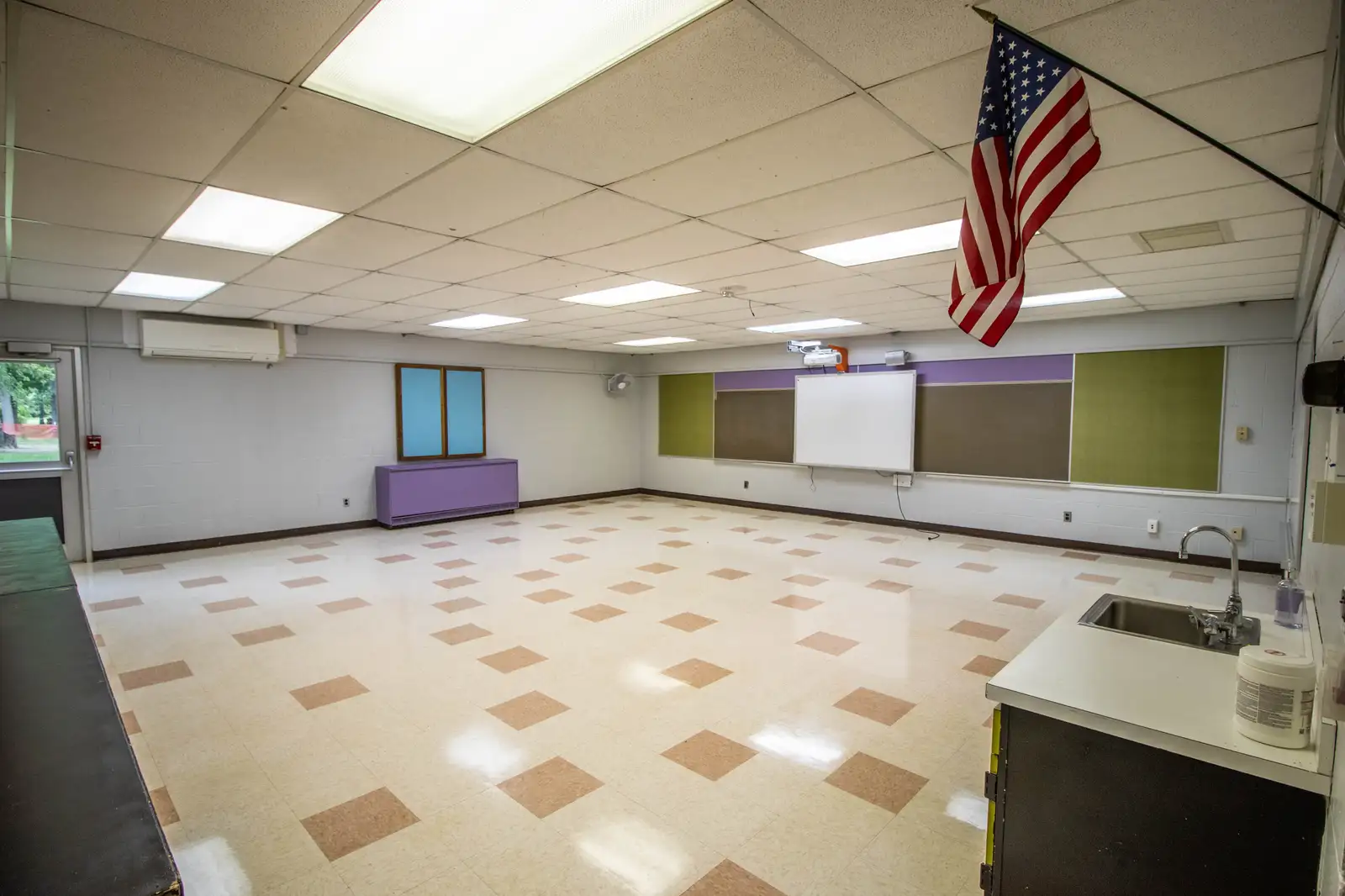 11218 N Linden Rd image 31