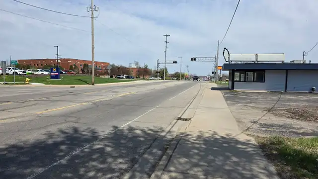 102 Lansing St thumbnail 3