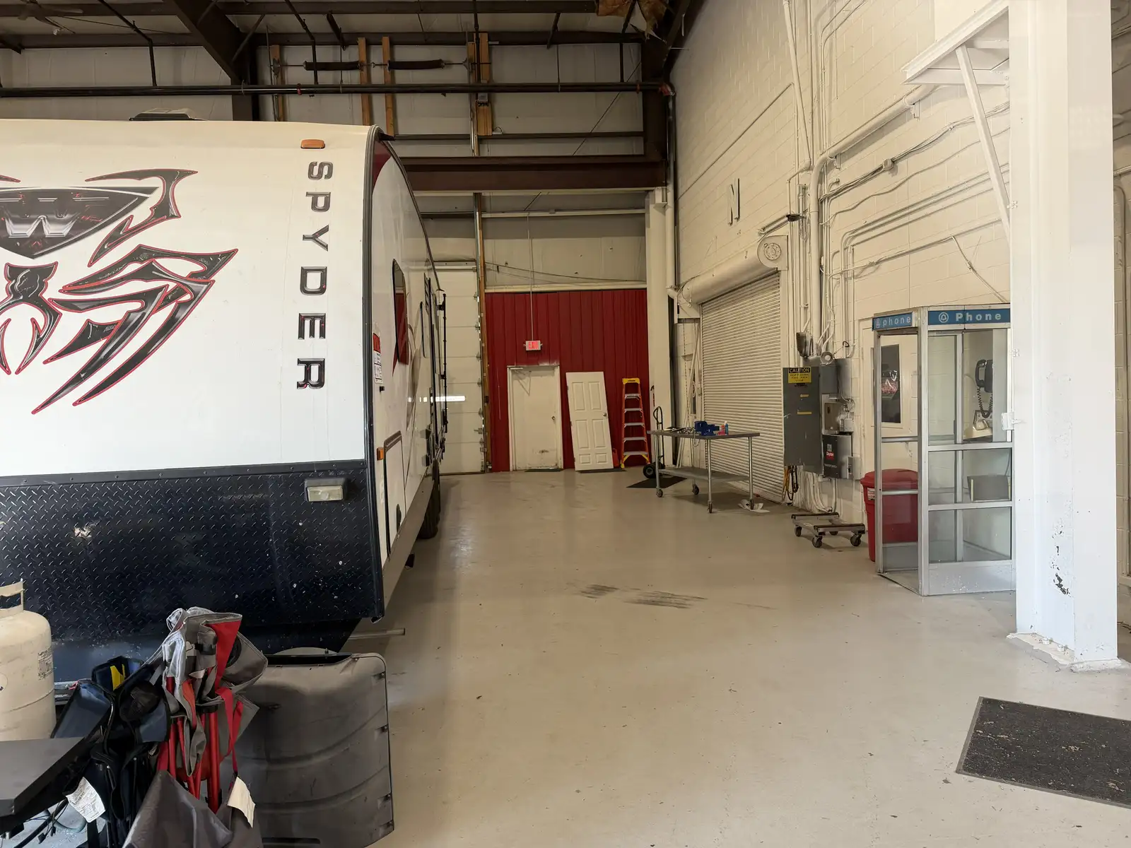 Warehouse and Office Space image 18