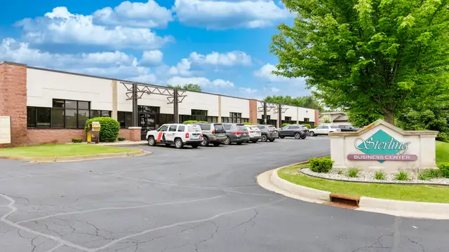 5864 Sterling Dr thumbnail 3