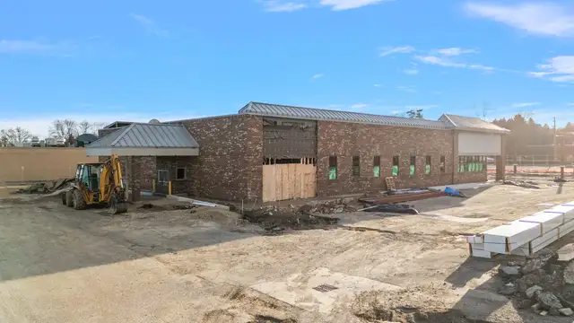 66998 Van Dyke Ave thumbnail 4