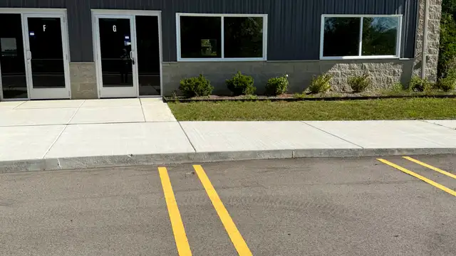 6060 Schooner Dr thumbnail 2