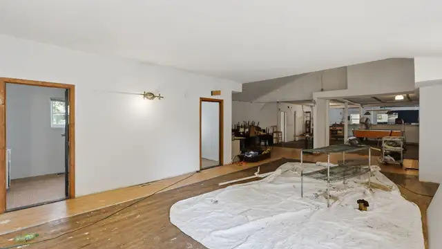 View image 15