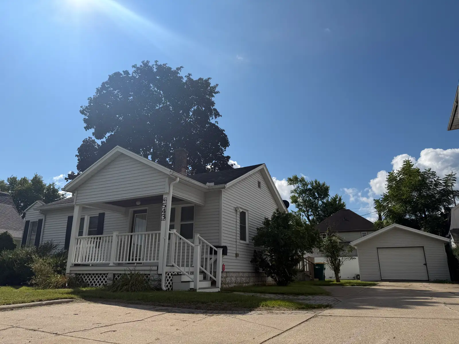 543 Lincolnway W image 2
