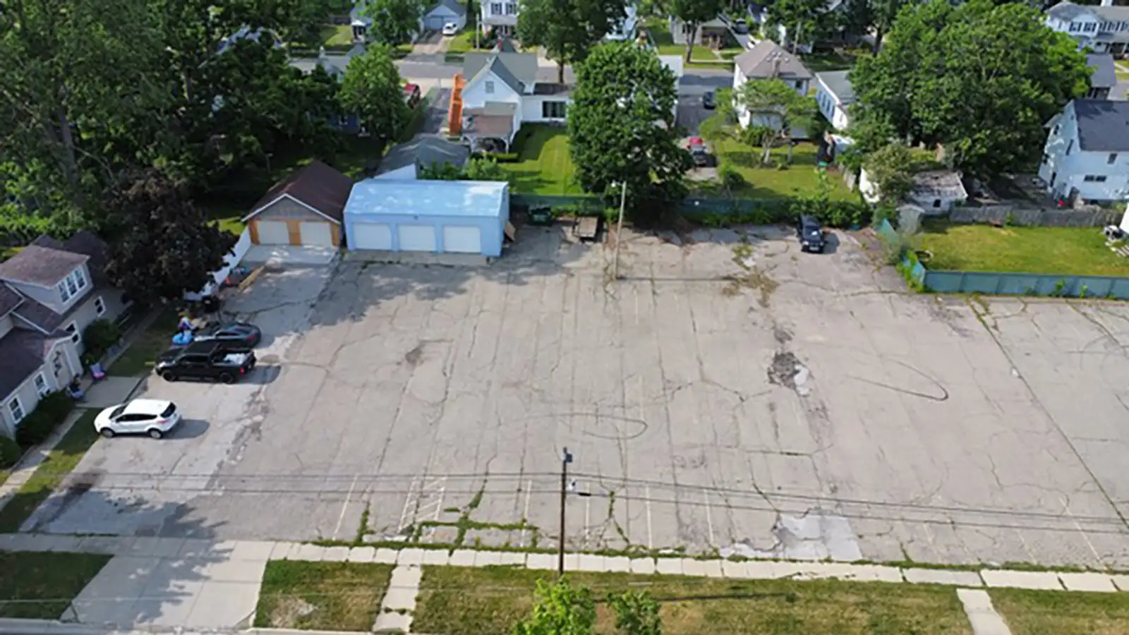 716 Bradley St