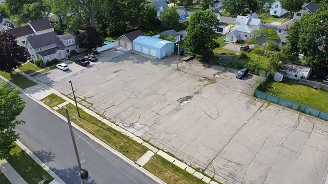 716 Bradley St thumbnail 3