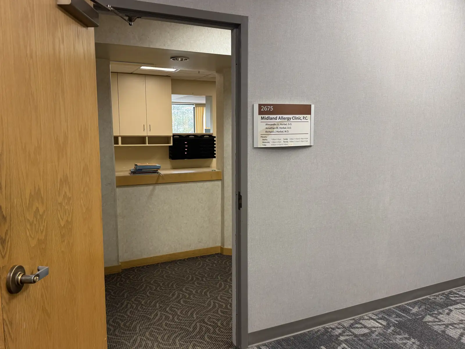 MEDICAL CONDO FOR SALE! 555 W Wackerly St TRADEMARK 989-792-6400 image 2