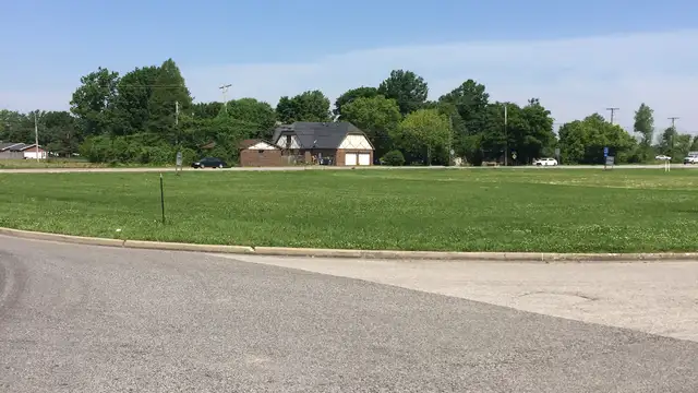 Burkhardt-Lynch Business Park Lot(s) thumbnail 3