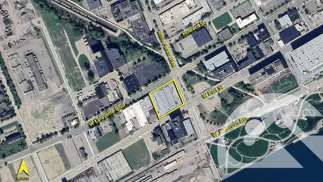 1910 W. Fort St thumbnail 2