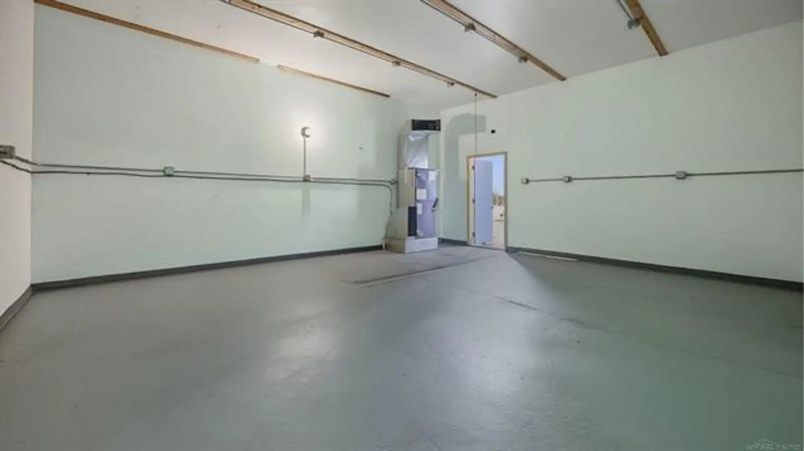 3905 32nd St image 16