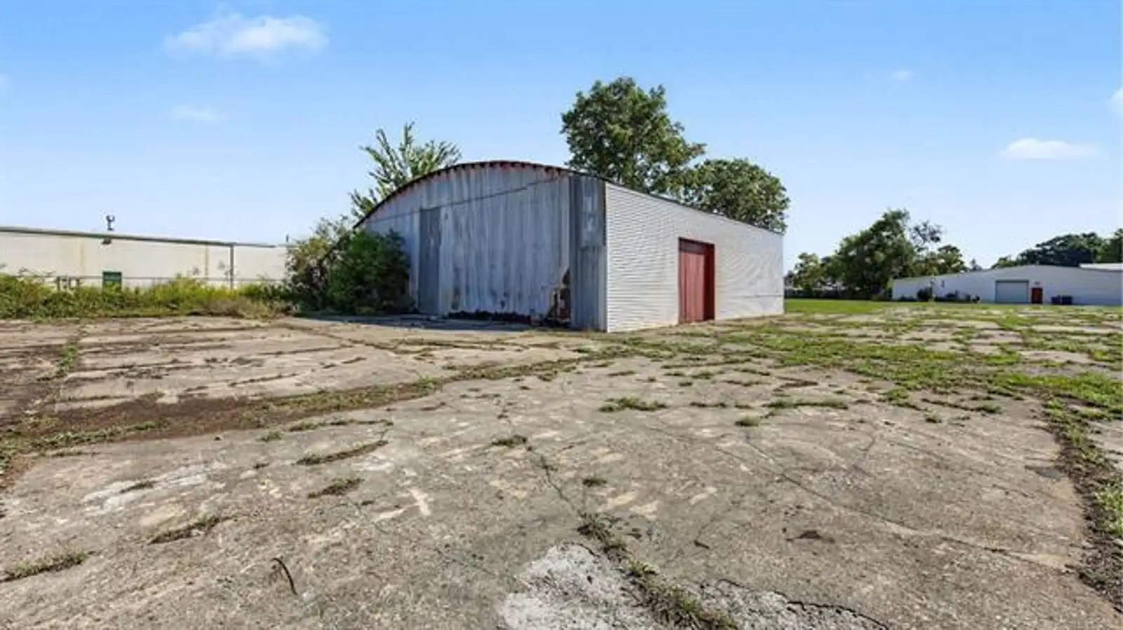 3905 32nd St image 37