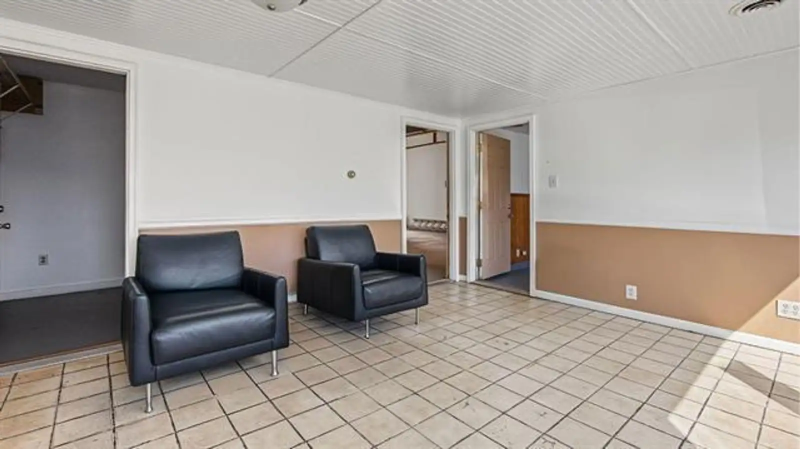 3905 32nd St image 15