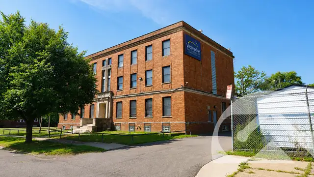 View image 1
